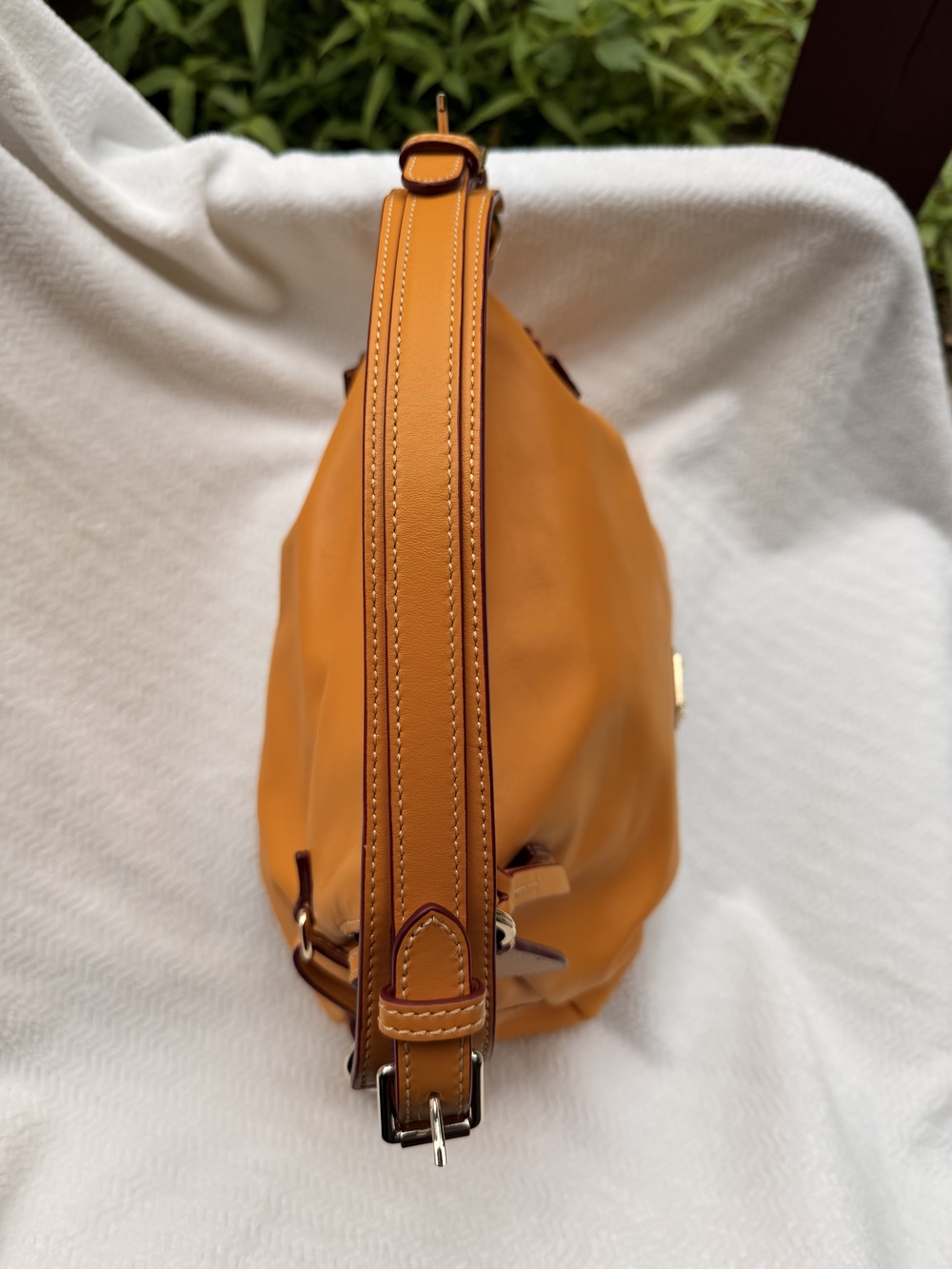 Dooney & Bourke Florentine Teagan 30 - Picture 4 of 14